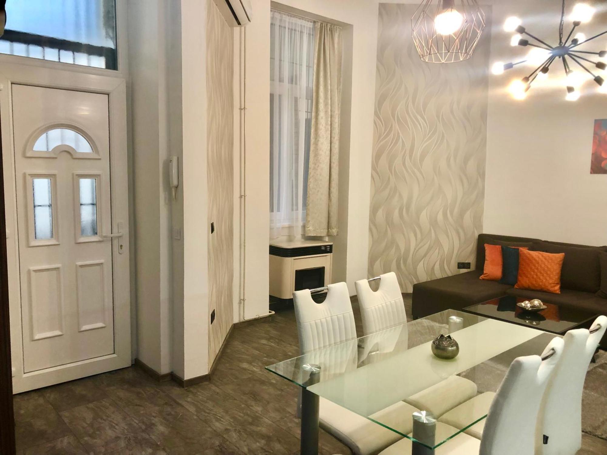 Dohany Apartment Deluxe Budapest Exterior photo